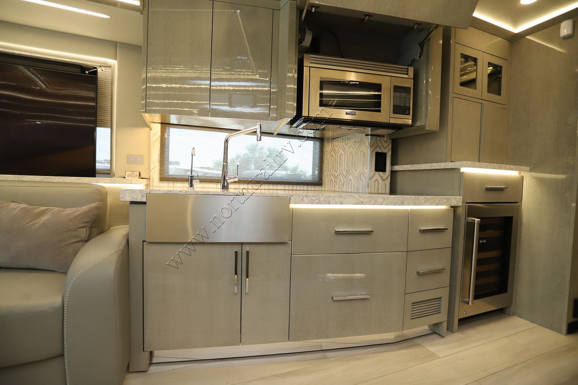 Used 2023 Newmar King Aire 4596 Class A  For Sale