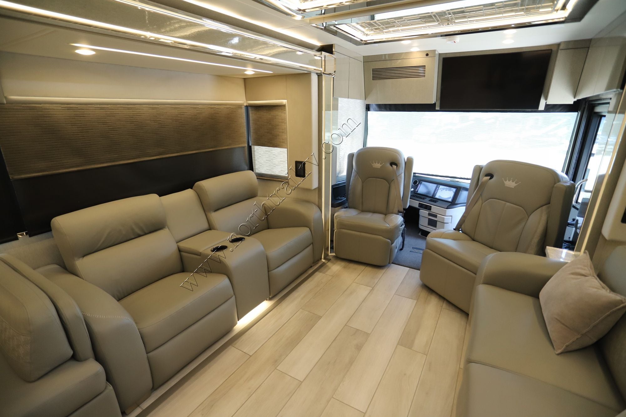 Used 2023 Newmar King Aire 4596 Class A  For Sale