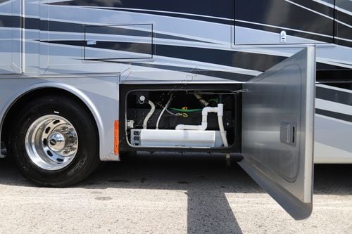 2022 Tiffin Motor Homes Allegro Red 33AA