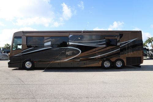 2012 Newmar Essex 4544