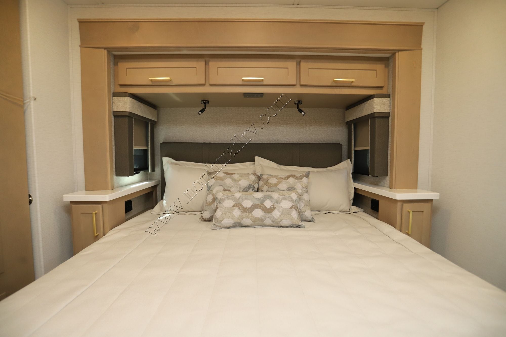 New 2026 Renegade Rv Valencia 36SB Super C  For Sale