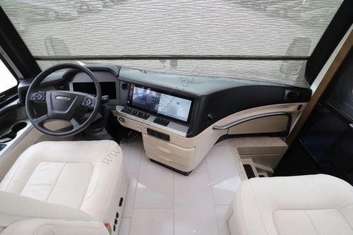 2026 Newmar London Aire 4551