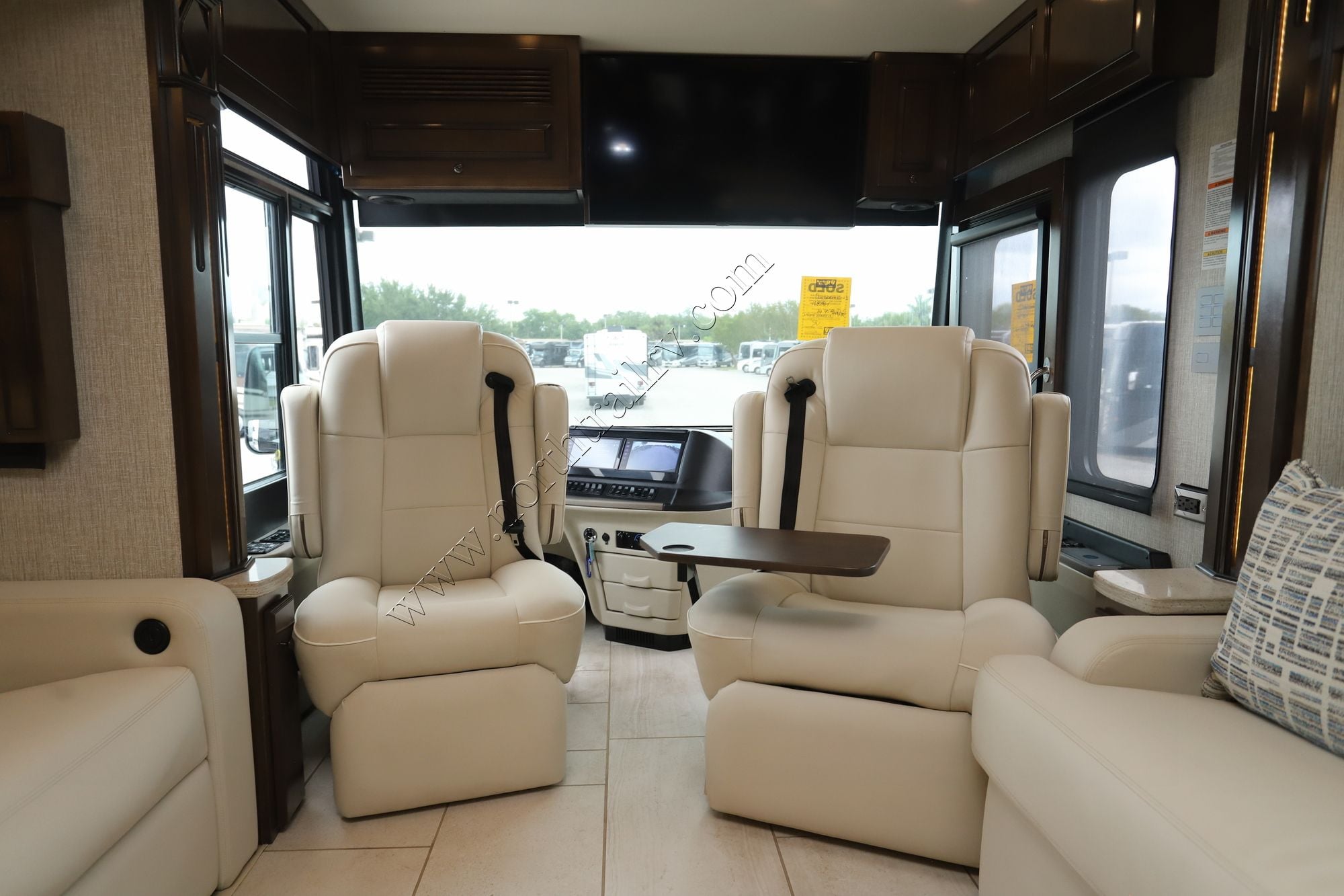 Used 2022 Newmar Dutch Star 4081 Class A  For Sale