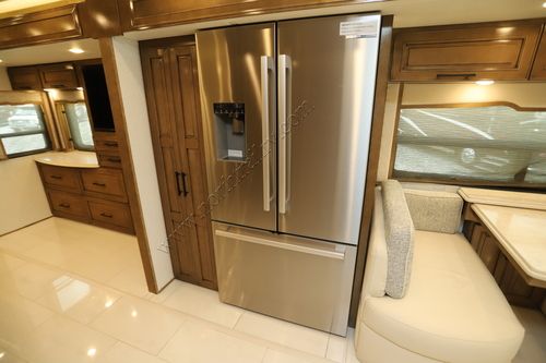 2026 Newmar London Aire 4551