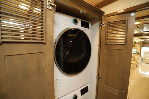 2026 Newmar London Aire 4551