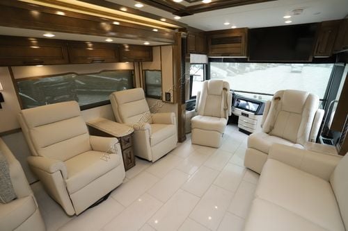 2026 Newmar London Aire 4551