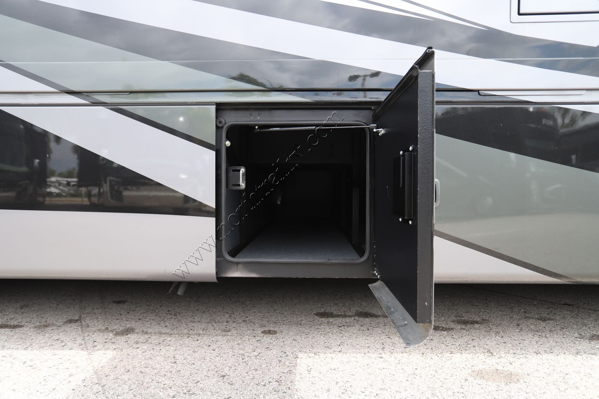 Used 2022 Forest River Berkshire Xl 40C Class A  For Sale
