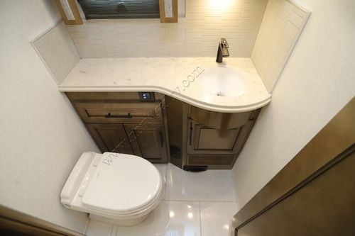 2026 Newmar London Aire 4551