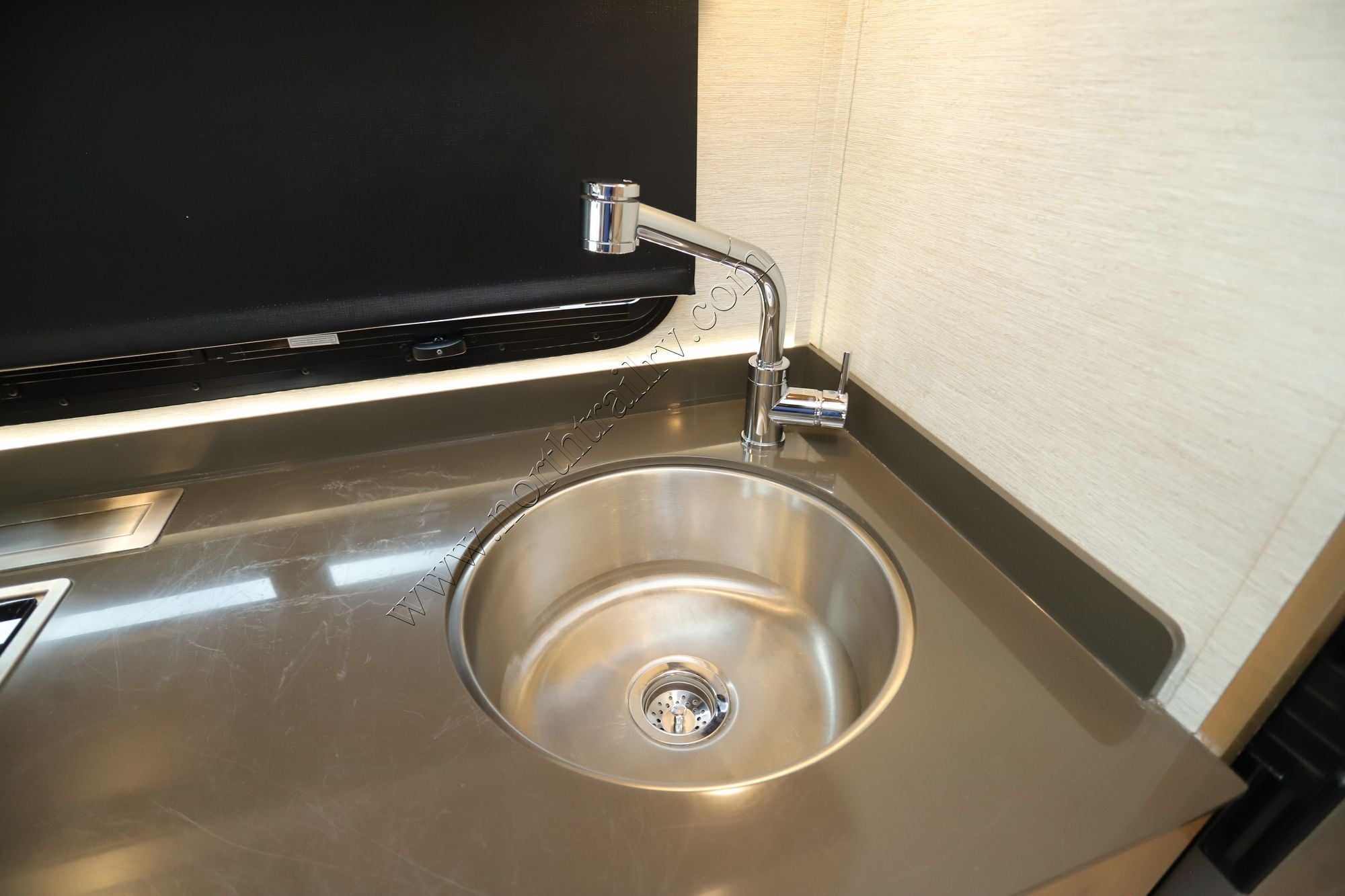 Used 2021 Tiffin Motor Homes Wayfarer 25RW Class C  For Sale