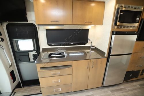 2021 Tiffin Motor Homes Wayfarer 25RW Class C