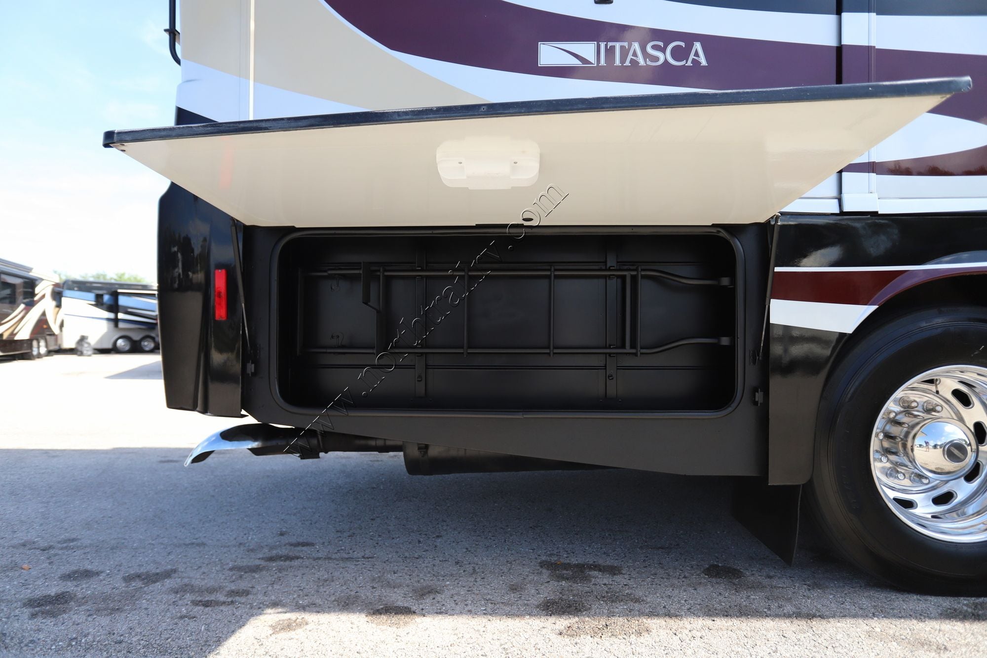 Used 2012 Itasca Meridian 42E Class A  For Sale