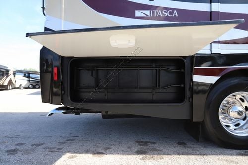 2012 Itasca Meridian 42E