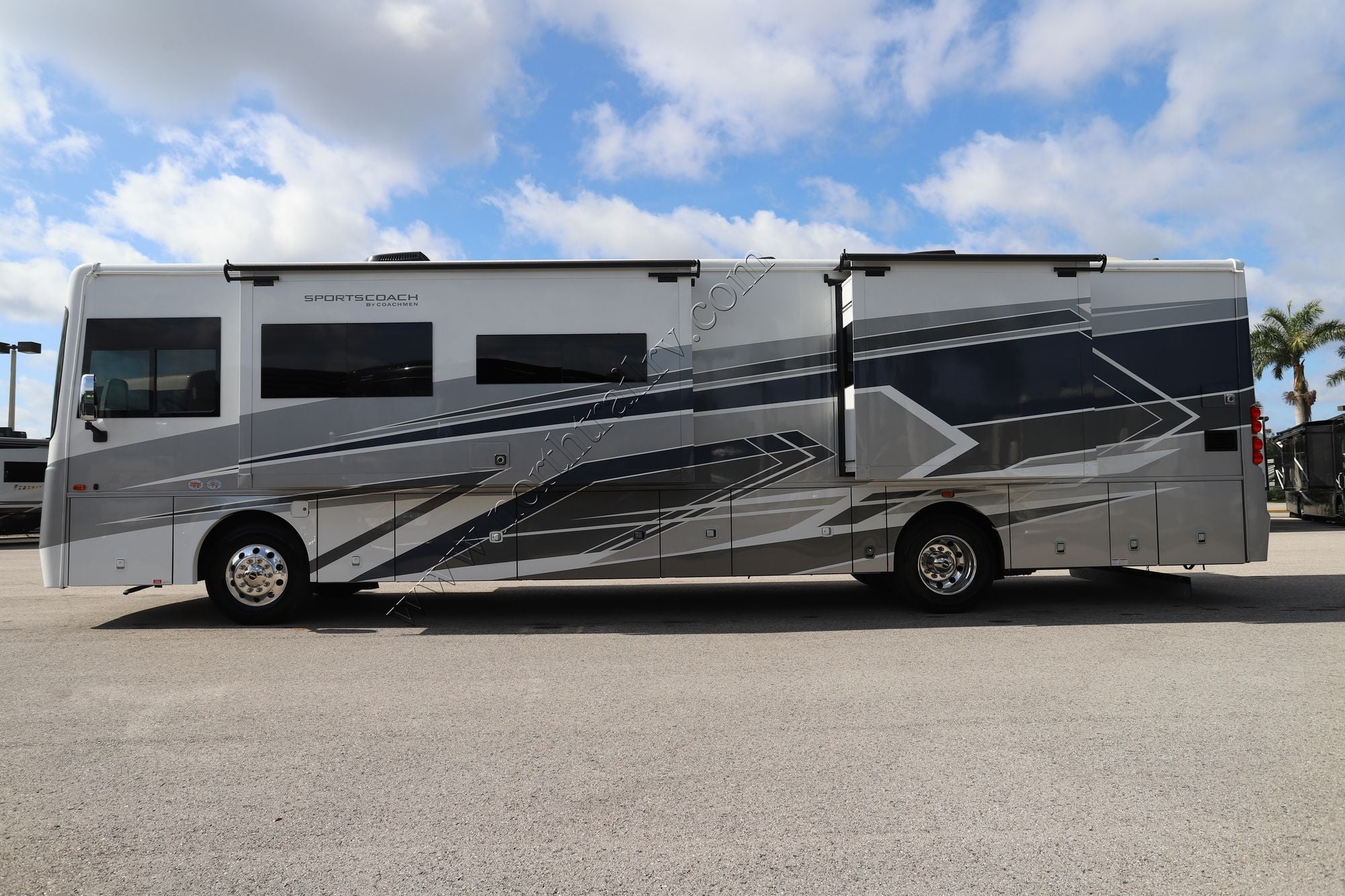 Used 2025 Coachmen Sportscoach 411TS Class A  For Sale