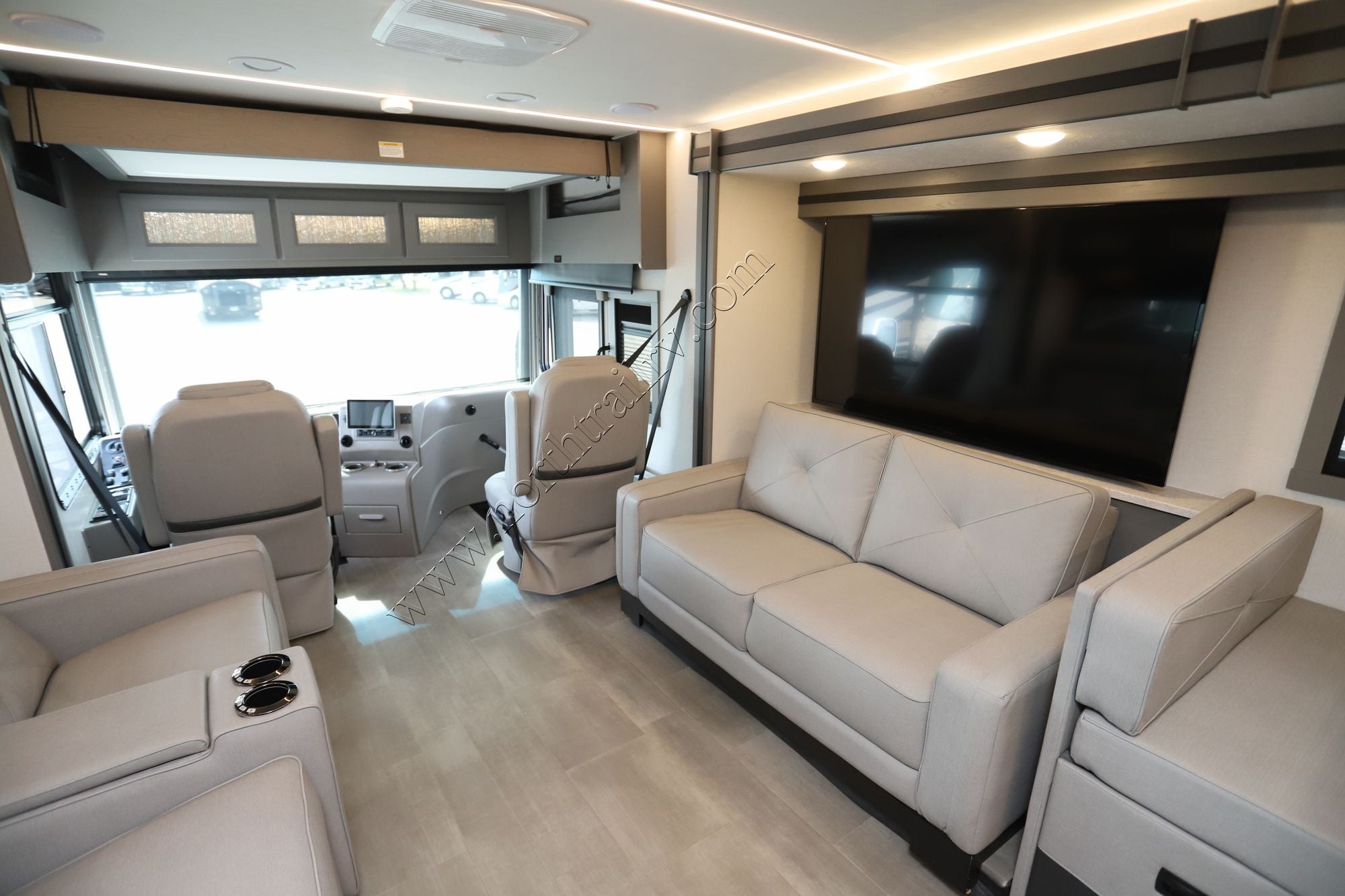 Used 2025 Coachmen Sportscoach 411TS Class A  For Sale