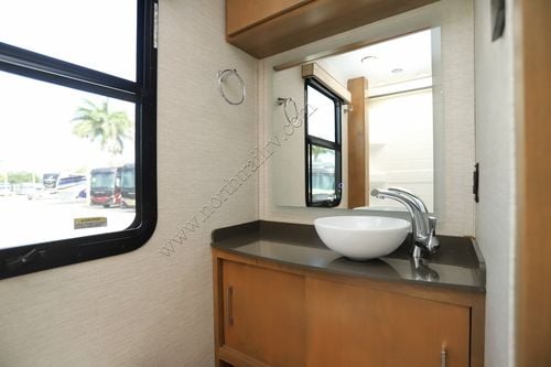2021 Tiffin Motor Homes Wayfarer 25RW Class C