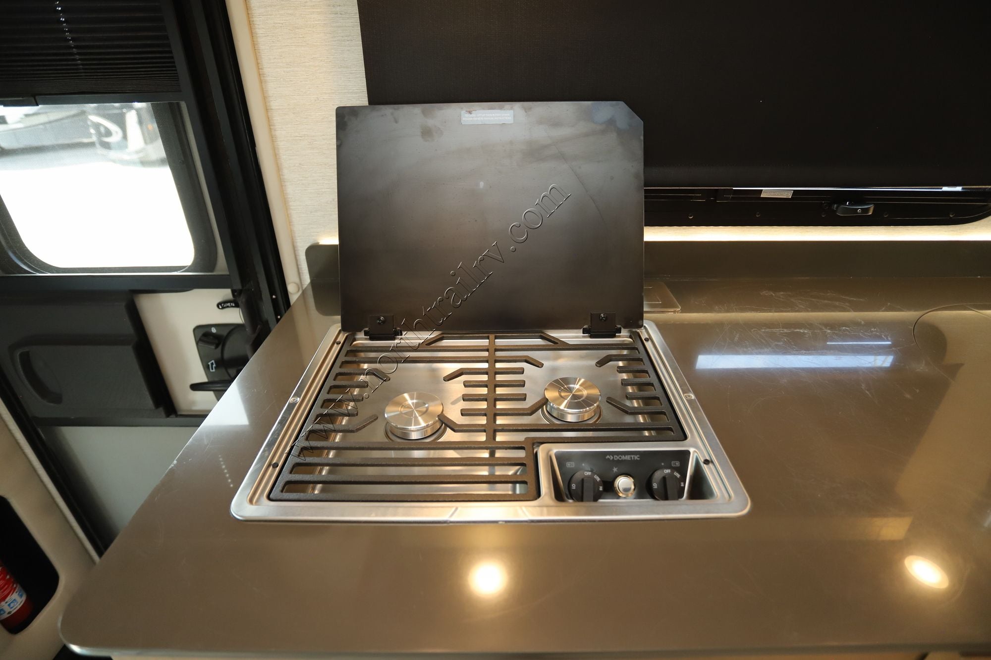 Used 2021 Tiffin Motor Homes Wayfarer 25RW Class C  For Sale