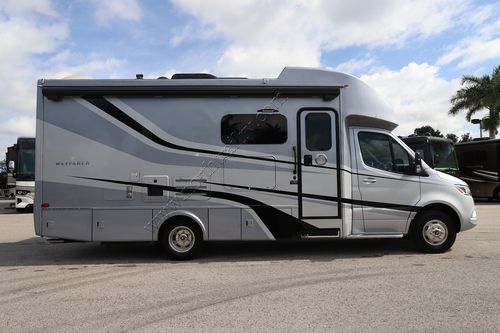 2021 Tiffin Motor Homes Wayfarer 25RW Class C