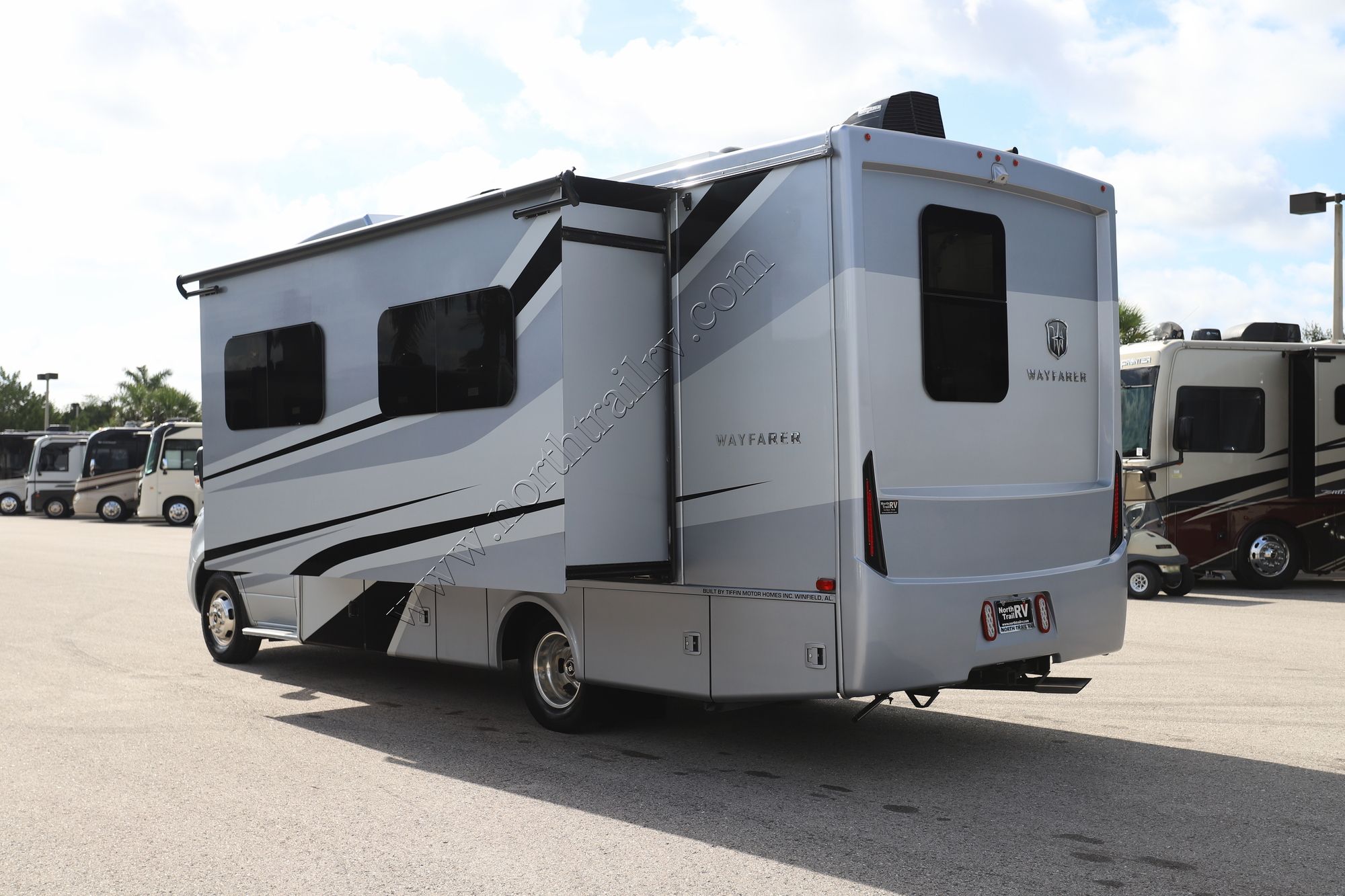 Used 2021 Tiffin Motor Homes Wayfarer 25RW Class C  For Sale
