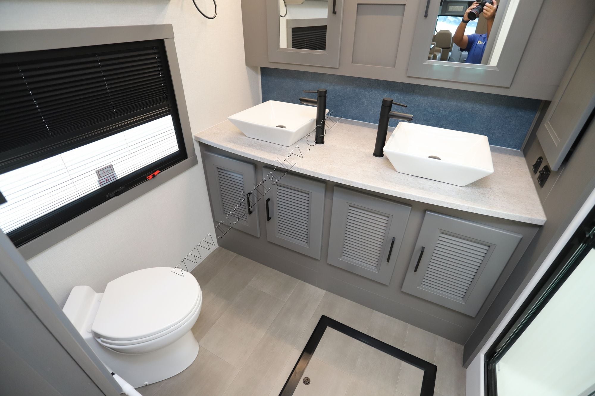 Used 2025 Coachmen Sportscoach 411TS Class A  For Sale