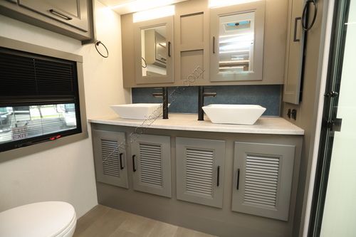 2025 Coachmen Sportscoach 411TS