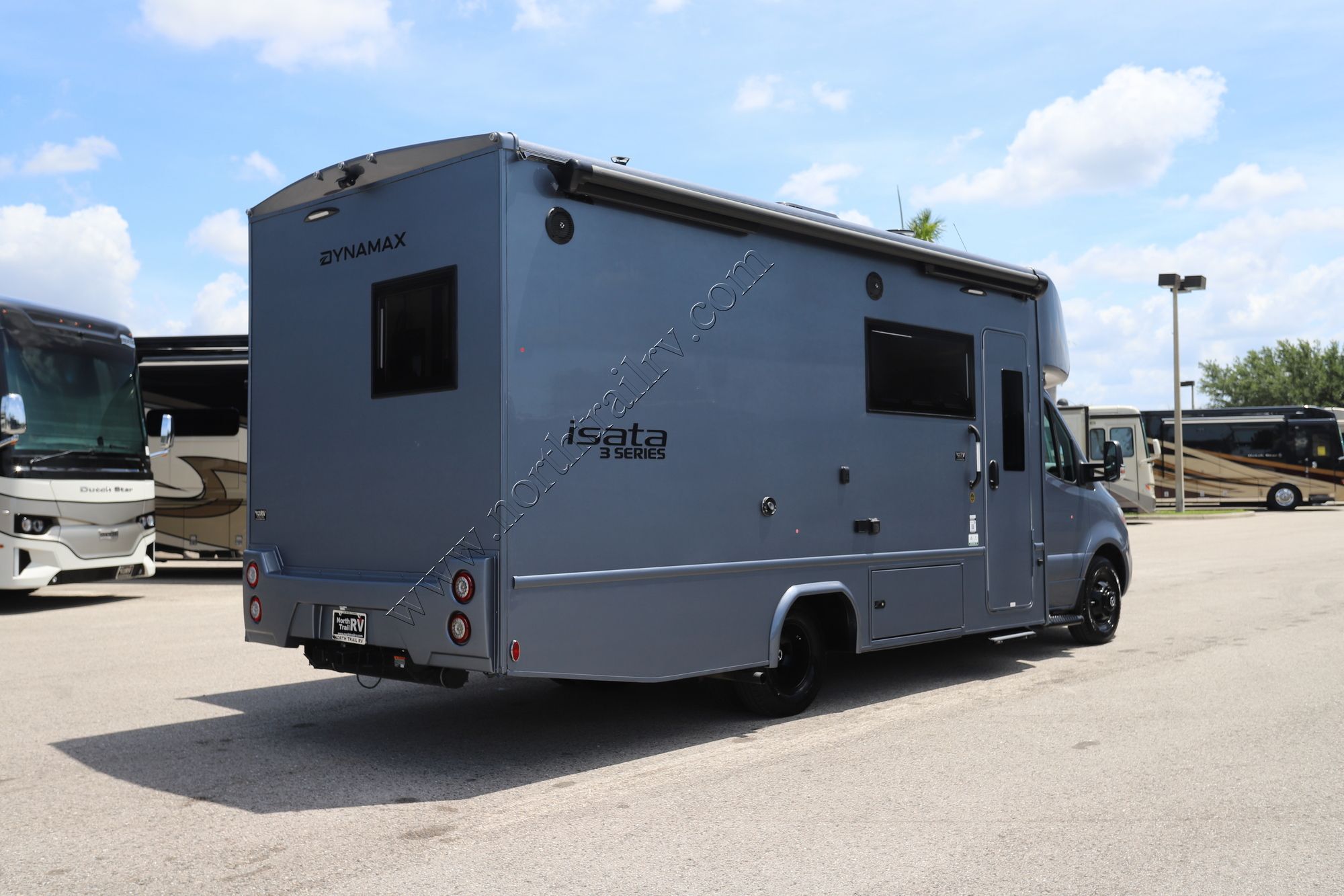 New 2026 Dynamax Isata 3 24SSSF Class C  For Sale