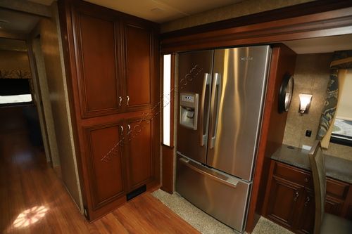 2015 Newmar Canyon Star 3914 Class A