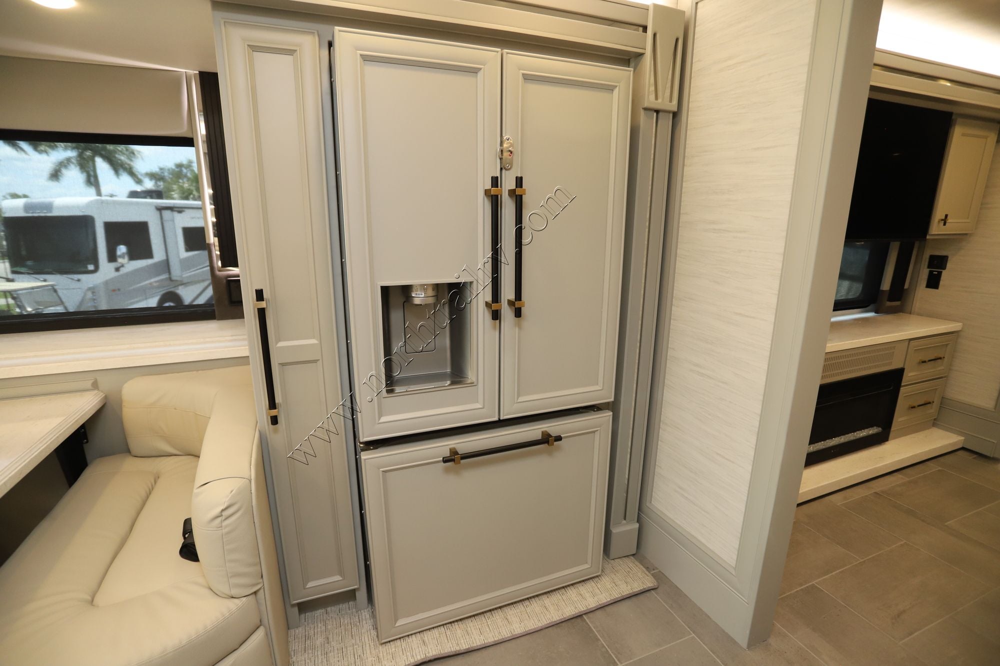 New 2026 Tiffin Motor Homes Allegro Bus 40IP Class A  For Sale