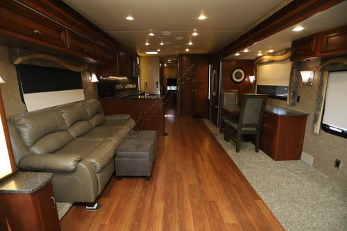 2015 Newmar Canyon Star 3914 Class A