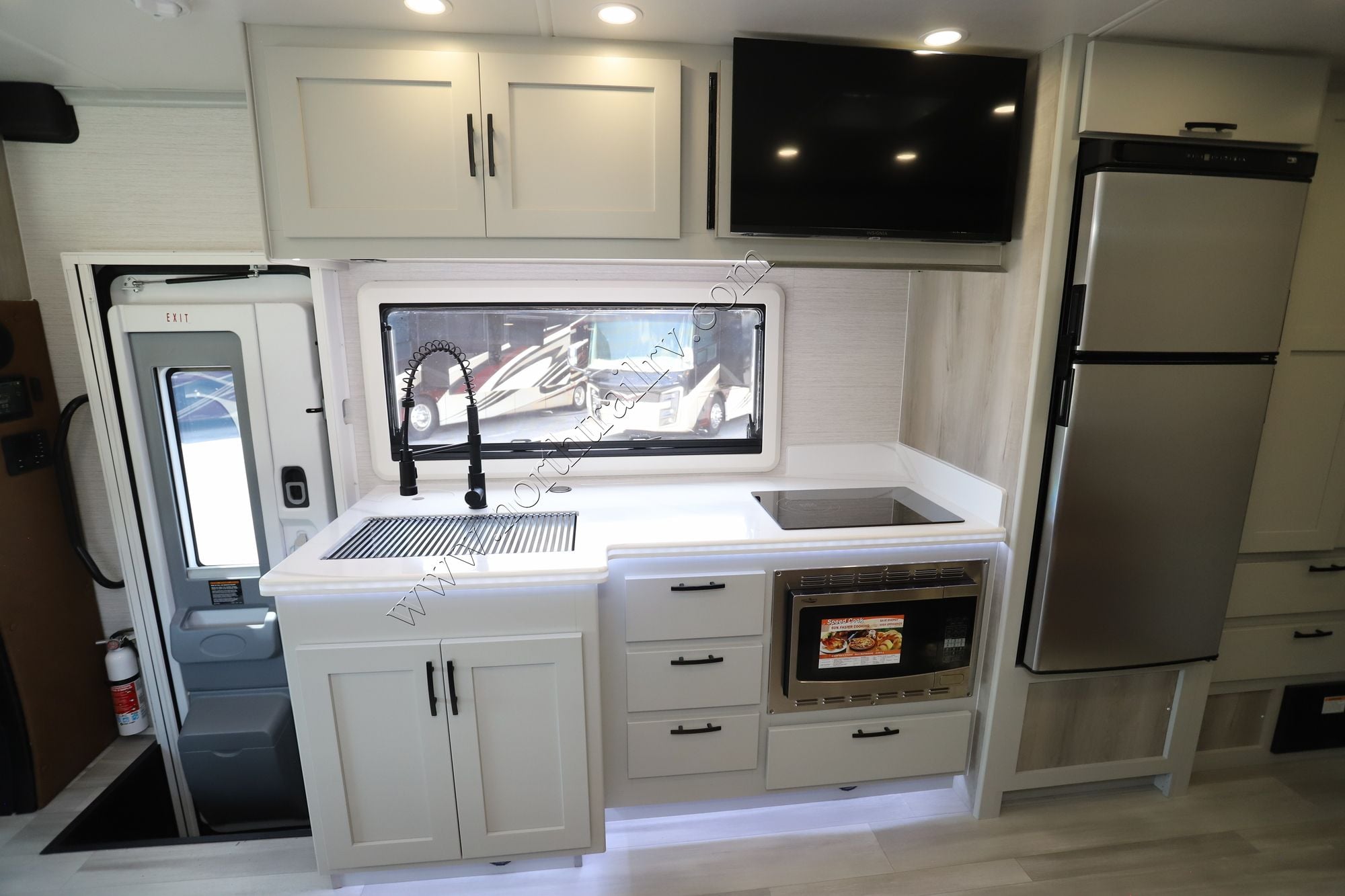New 2026 Dynamax Isata 3 24SSSF Class C  For Sale