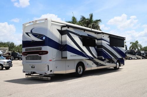 2026 Tiffin Motor Homes Allegro Bus 40IP