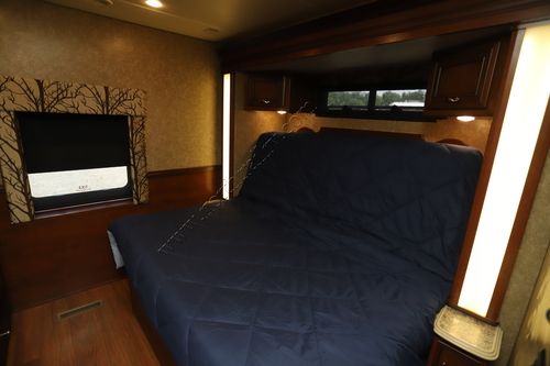 2015 Newmar Canyon Star 3914 Class A
