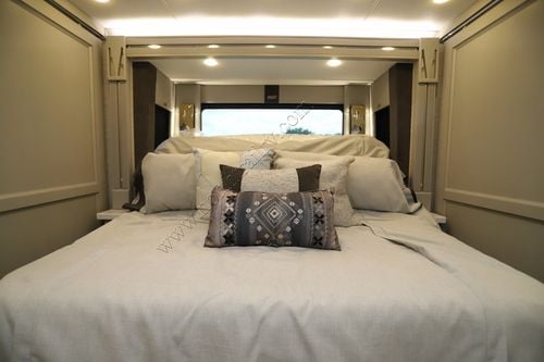 2026 Tiffin Motor Homes Allegro Bus 40IP