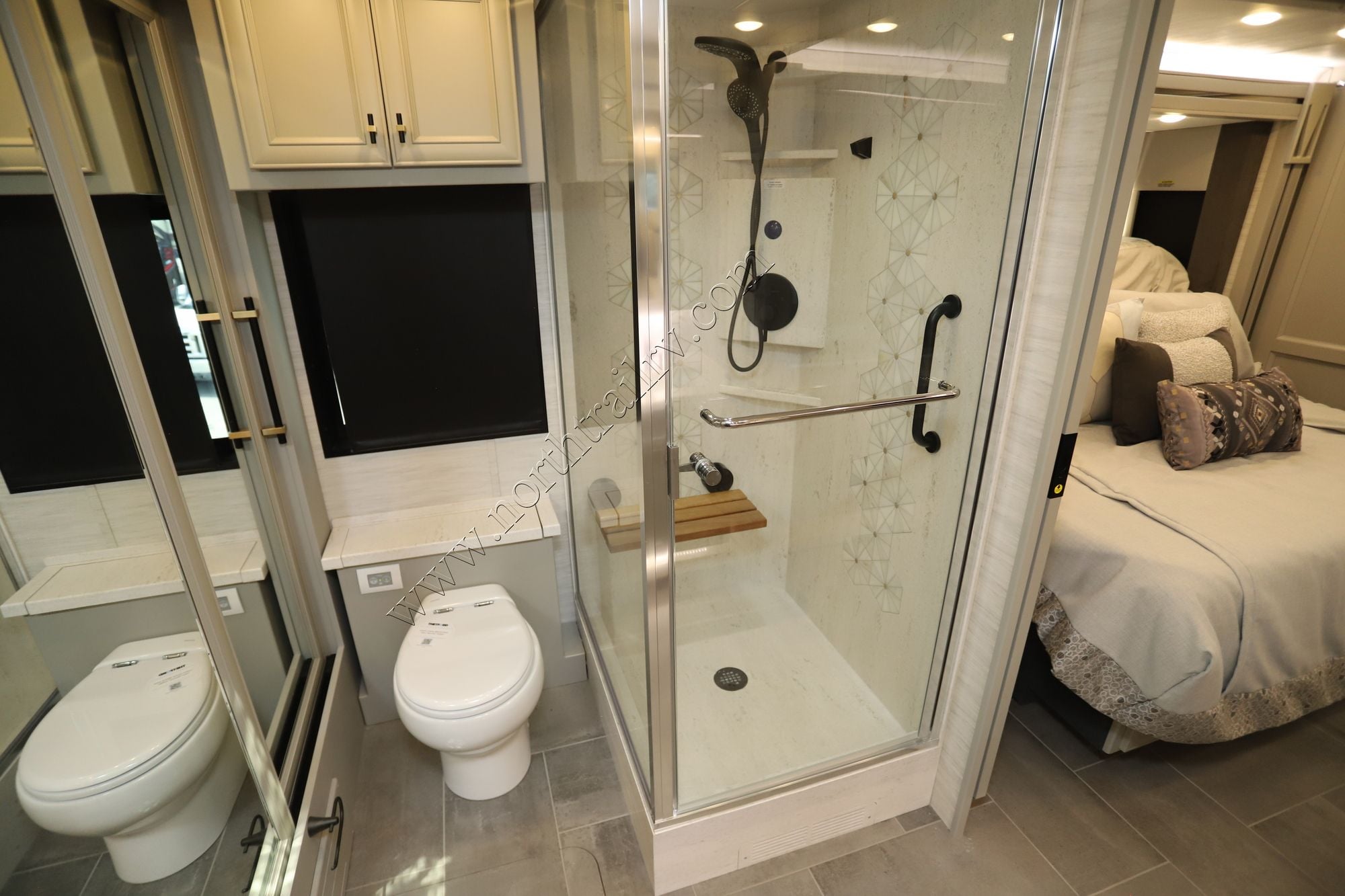 New 2026 Tiffin Motor Homes Allegro Bus 40IP Class A  For Sale