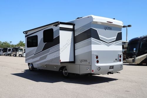 2026 Renegade Rv Vienna 25RML