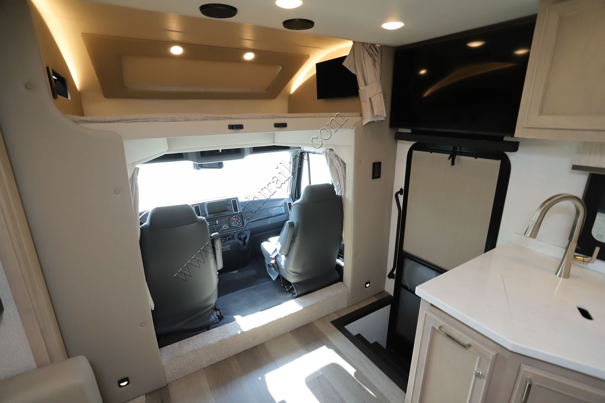 New 2026 Renegade Rv Verona 36VSB Super C  For Sale
