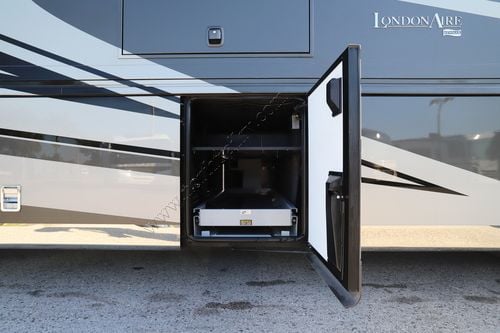 2020 Newmar London Aire 4551