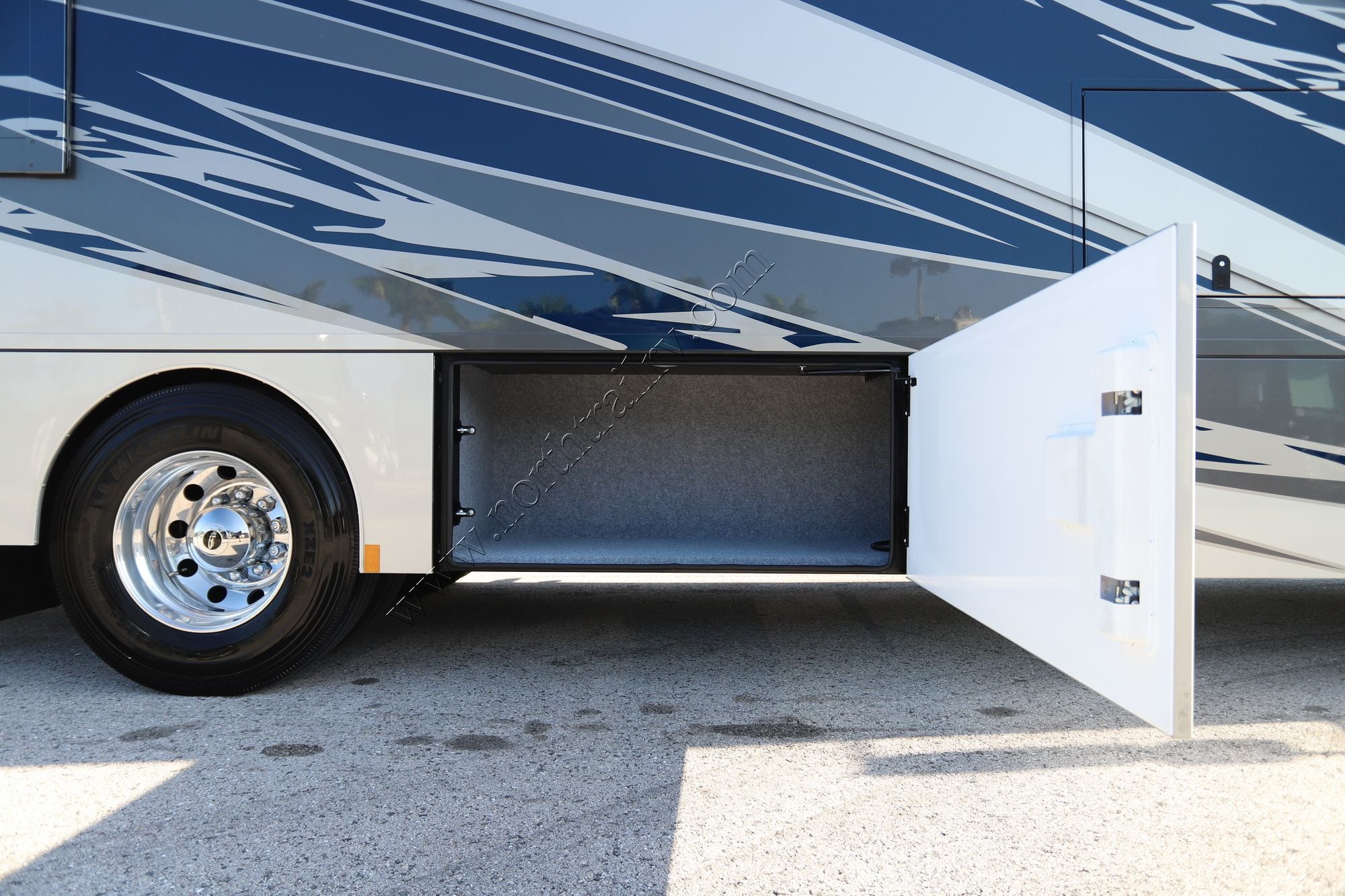 New 2026 Renegade Rv Verona 36VSB Super C  For Sale