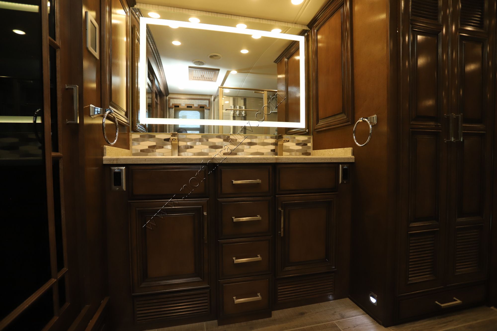 Used 2020 Newmar London Aire 4551 Class A  For Sale