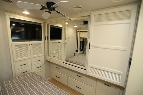 2026 Tiffin Motor Homes Allegro 32SA