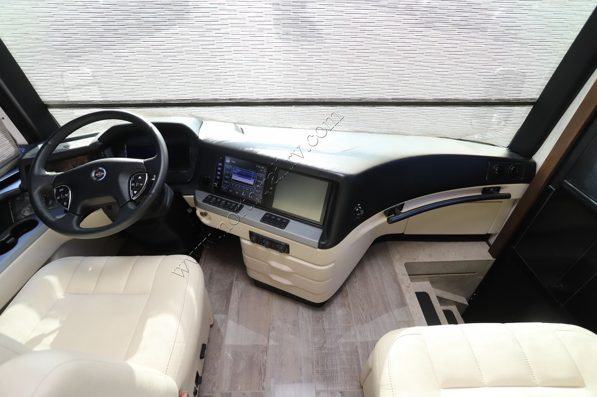 Used 2020 Newmar London Aire 4551 Class A  For Sale