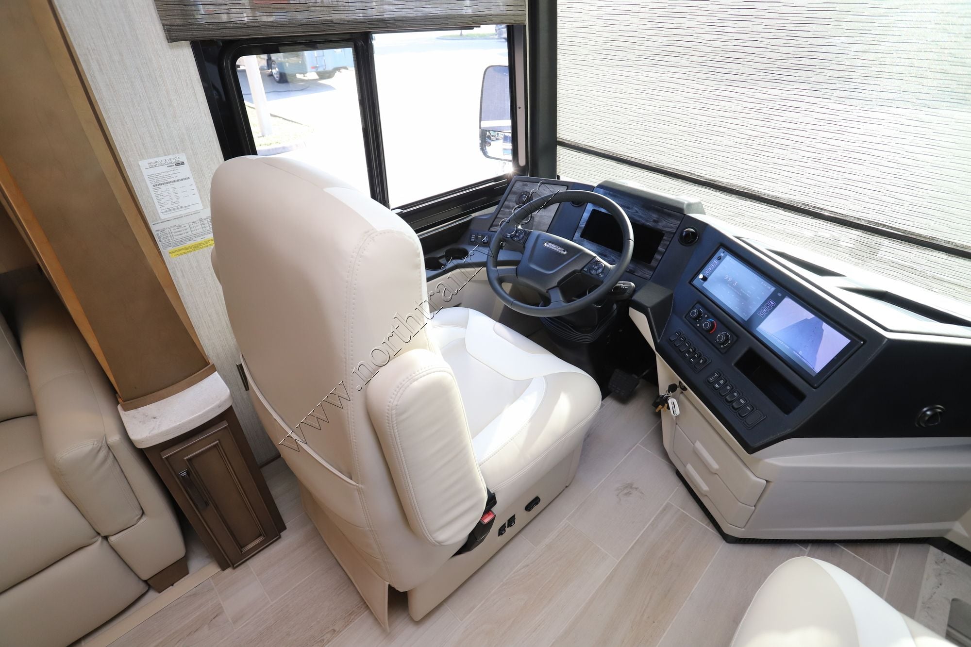 New 2026 Newmar Dutch Star 4325 Class A  For Sale