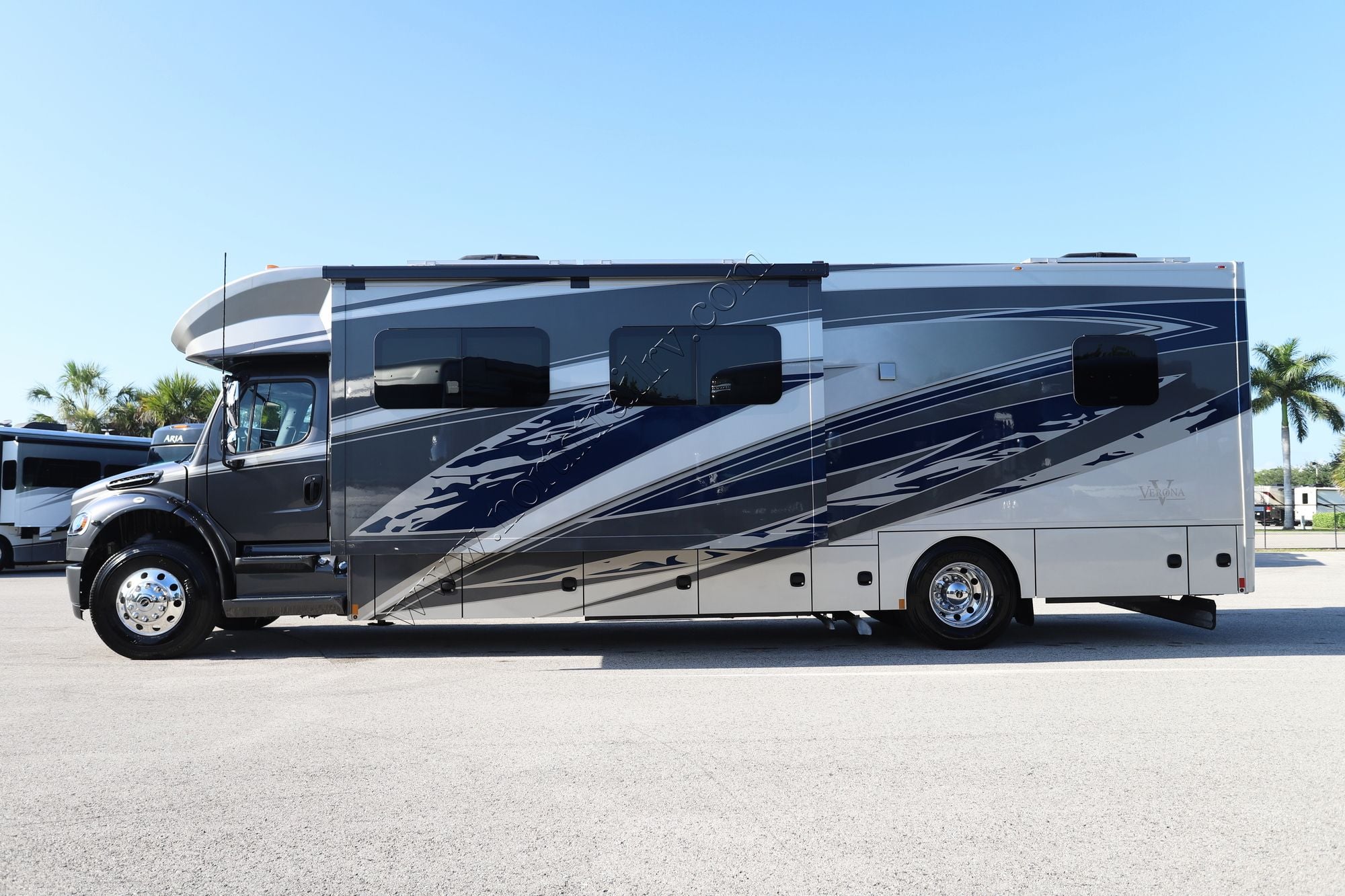 New 2026 Renegade Rv Verona 36VSB Super C  For Sale