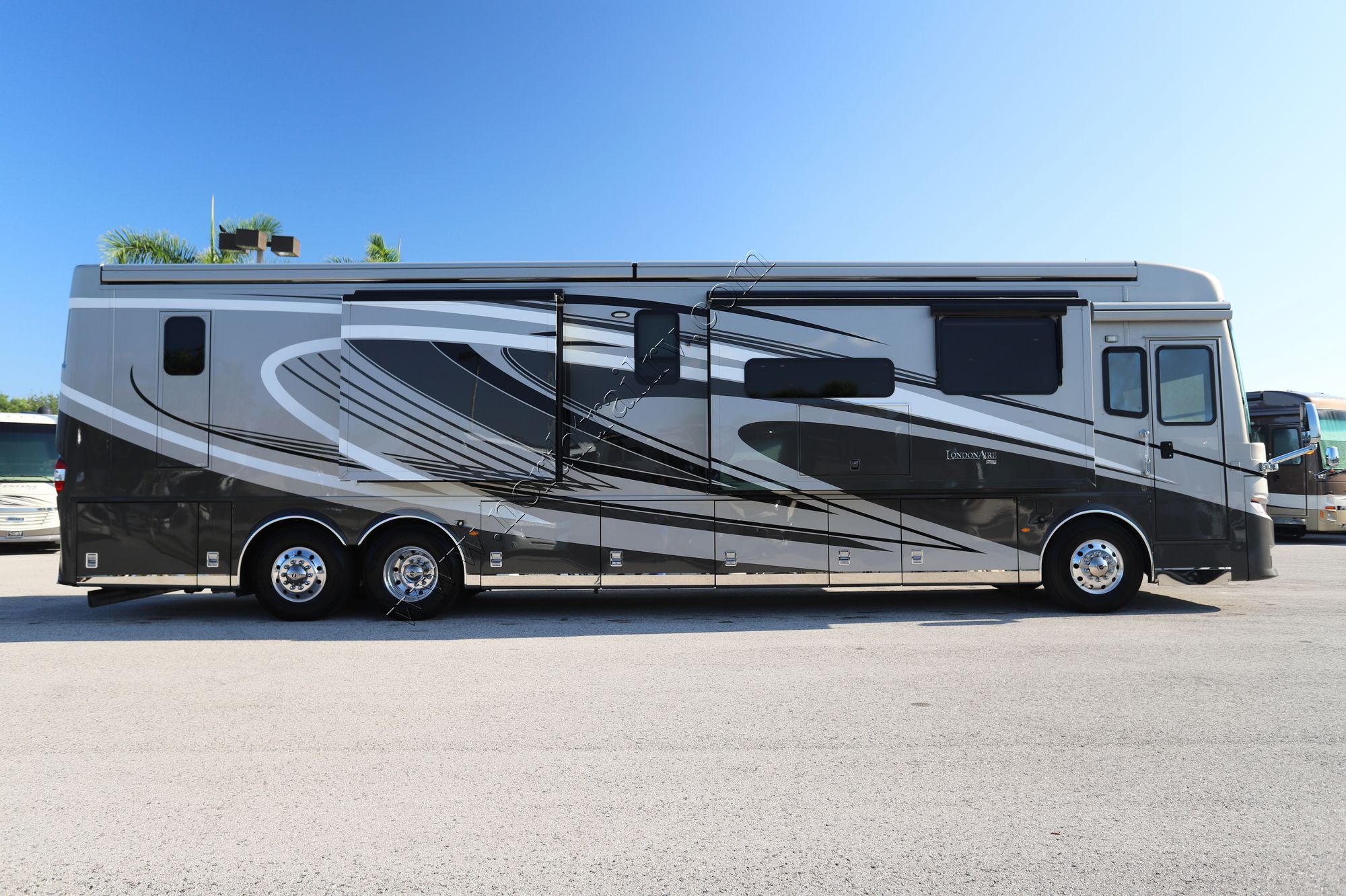 Used 2020 Newmar London Aire 4551 Class A  For Sale