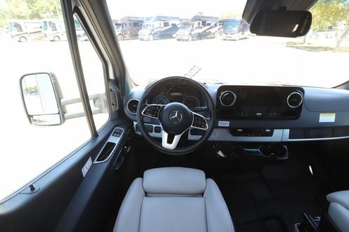 2022 Airstream Atlas 24MB