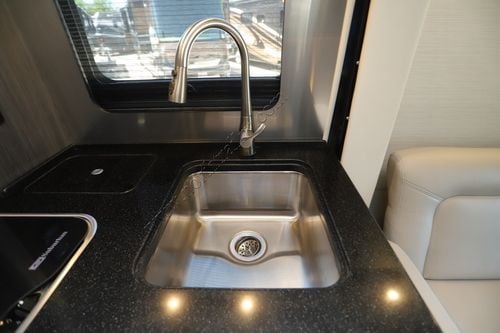 2022 Airstream Atlas 24MB