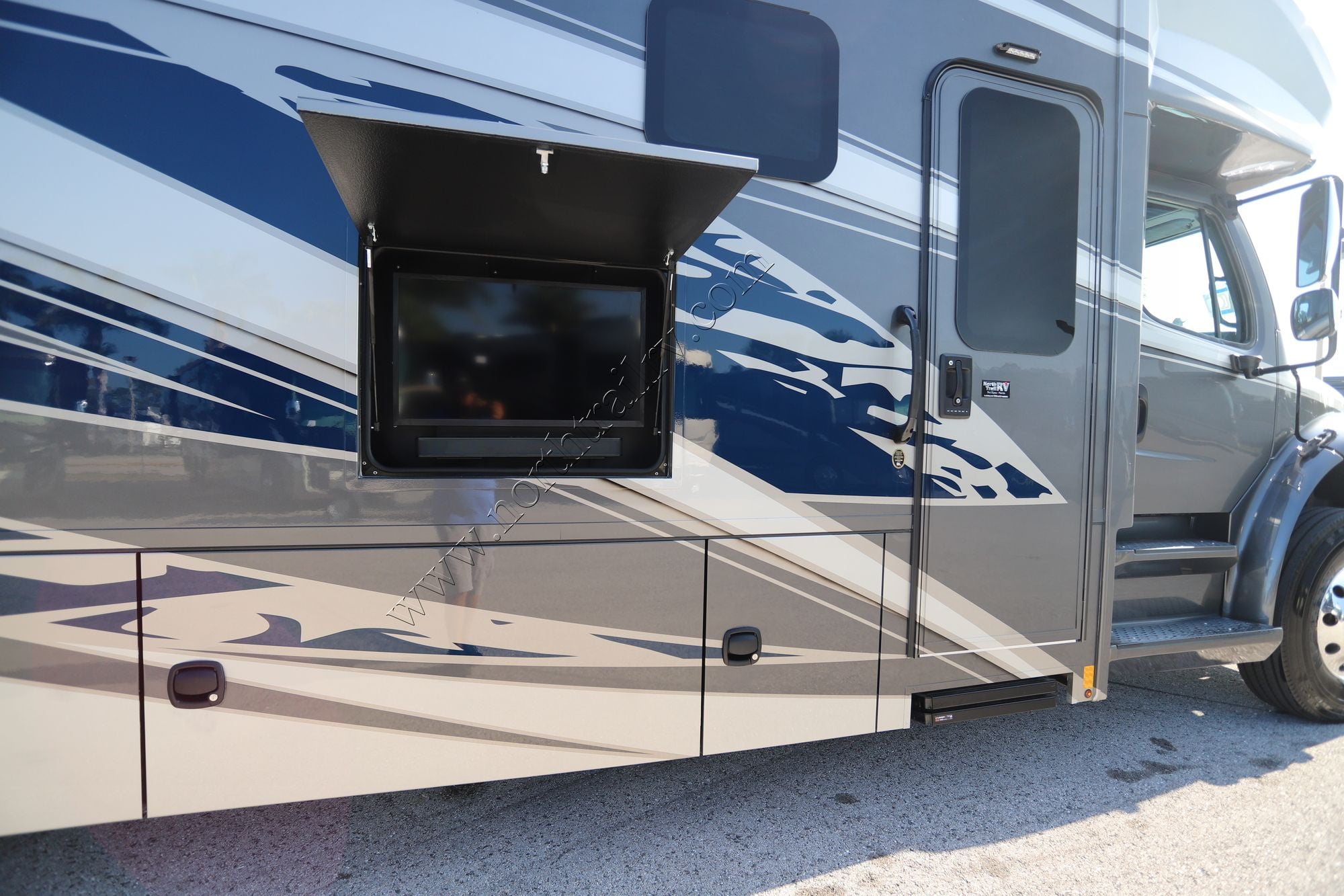 New 2026 Renegade Rv Verona 36VSB Super C  For Sale