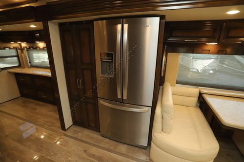 2020 Newmar London Aire 4551