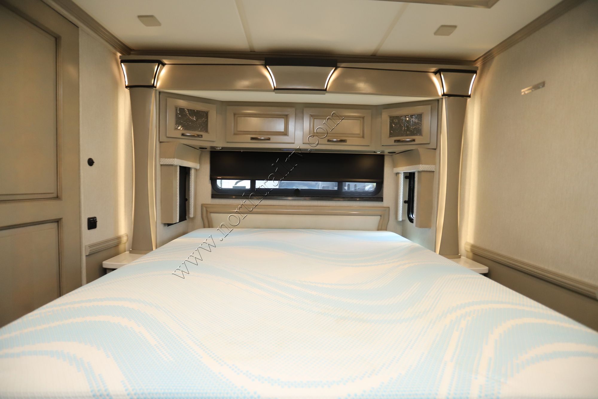 Used 2023 Newmar Dutch Star 4370 Class A  For Sale