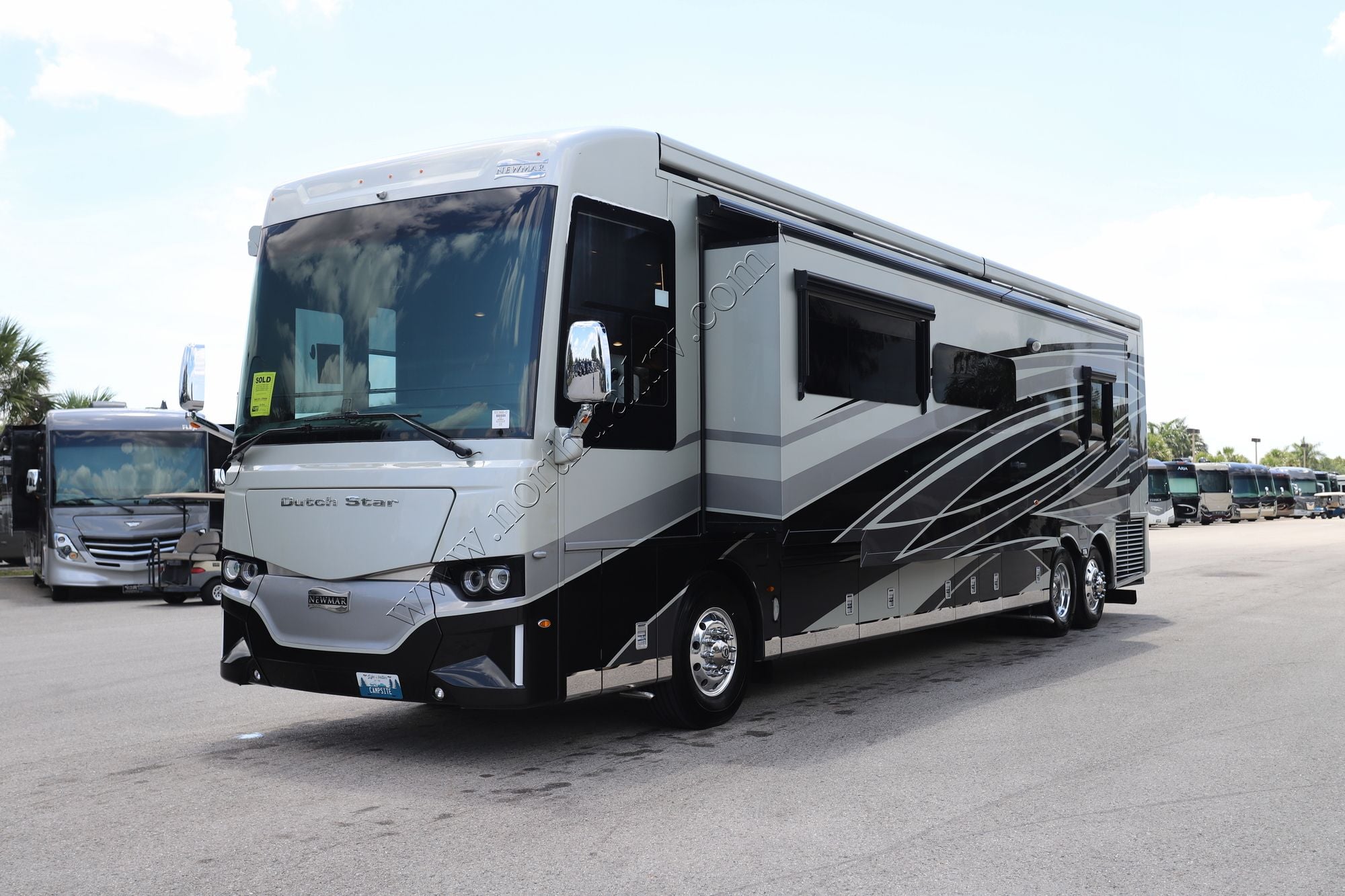 Used 2023 Newmar Dutch Star 4370 Class A  For Sale