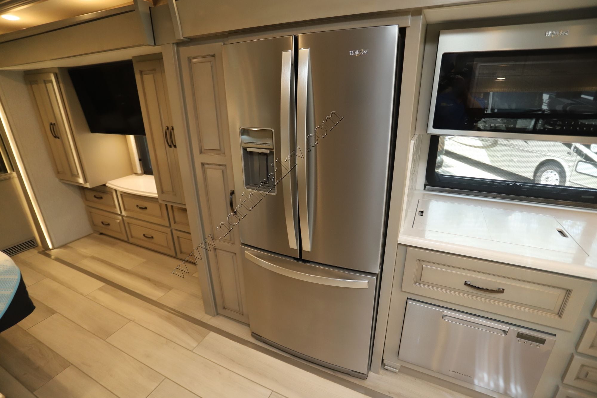 Used 2023 Newmar Dutch Star 4370 Class A  For Sale